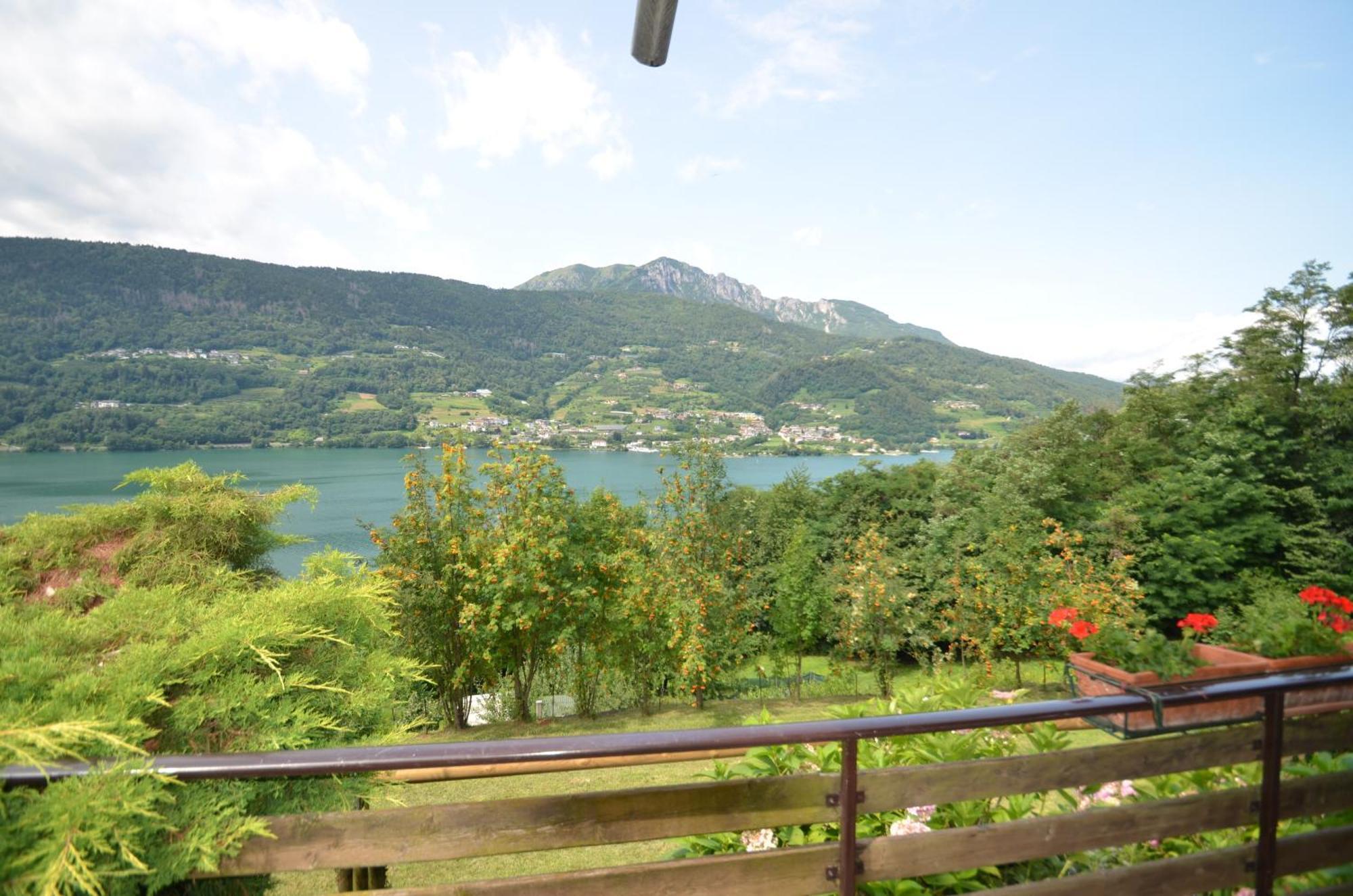 Trentino Appartamenti Oss 테나 외부 사진